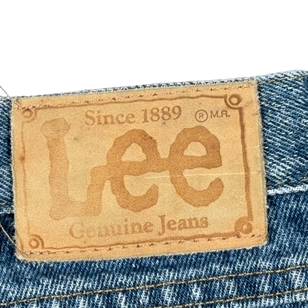 Vintage Lee Jean Shorts Mens 34 Blue Medium Wash Cut Off Hemmed Denim Dad 90s